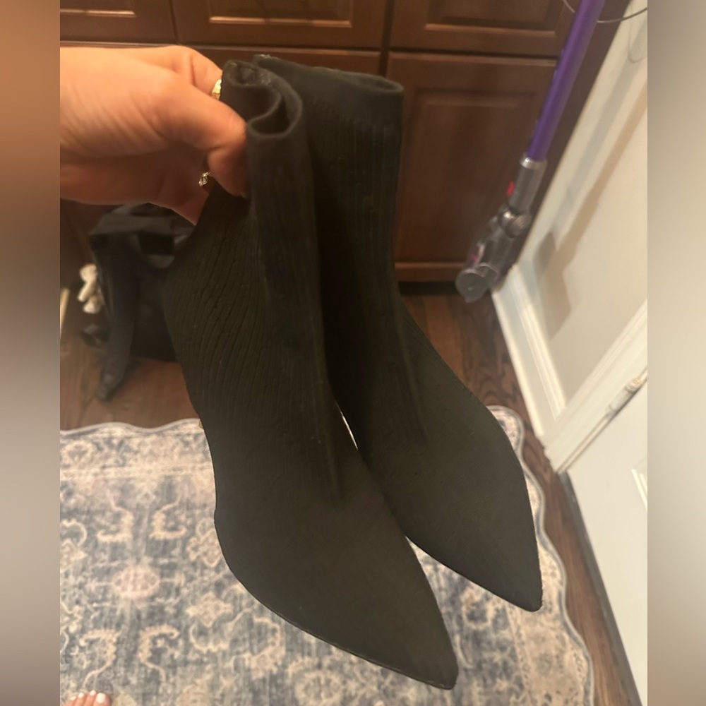 Kurt Geiger Black Textured Heels